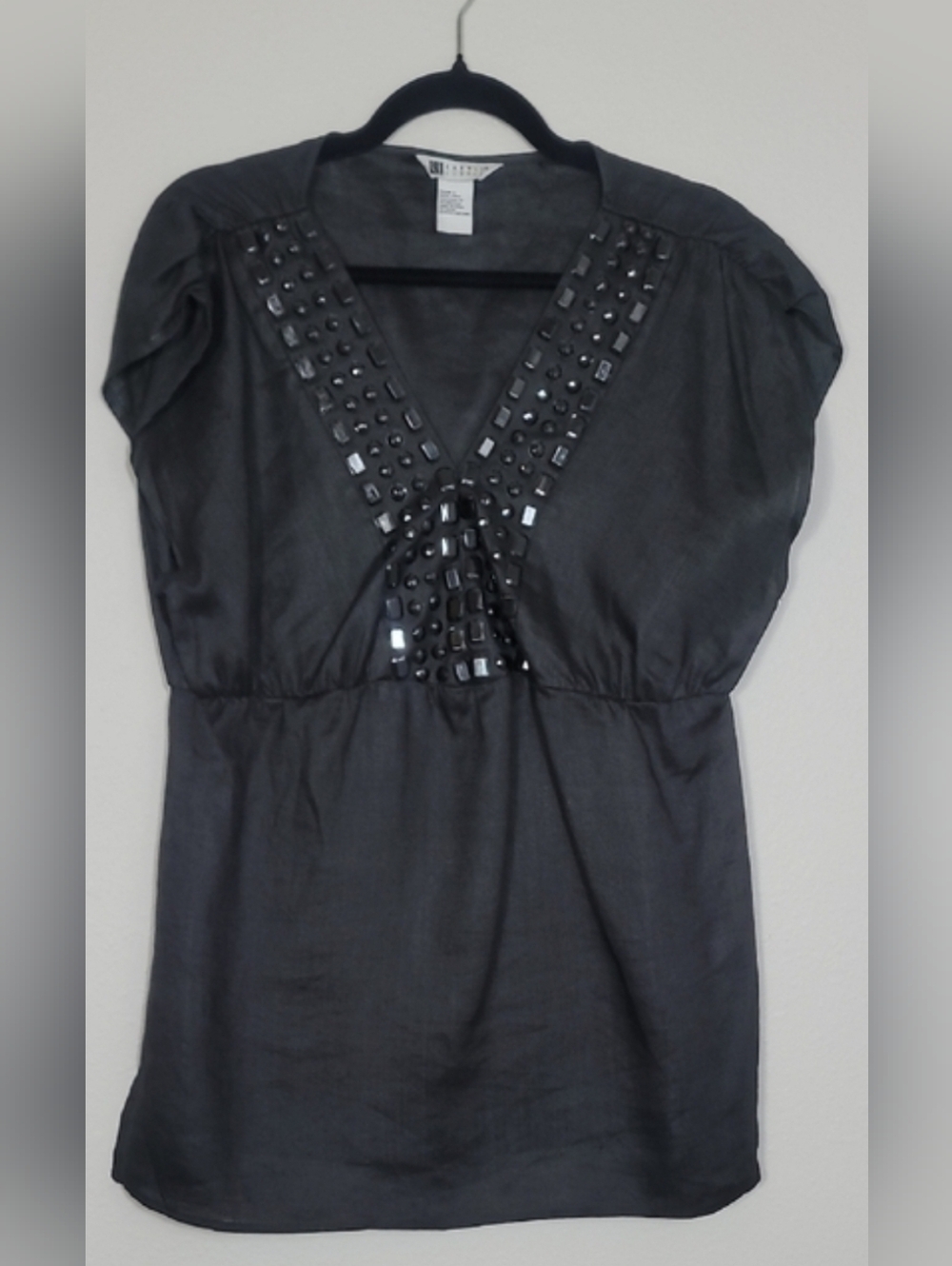 Carole Little 100% Linen Tunic Top Large Black Beaded Neckline Embellished